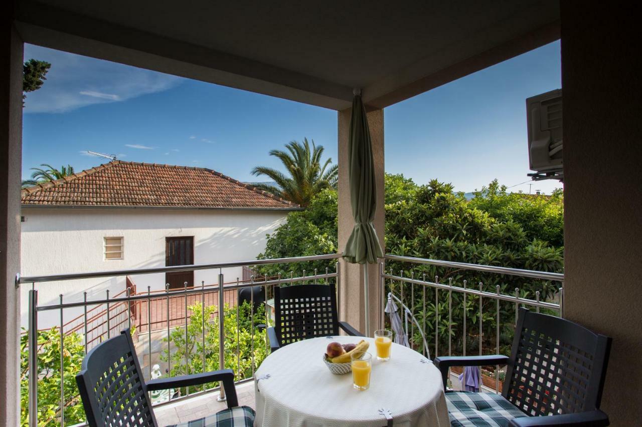 Apartment Smuljic Vrboska Buitenkant foto